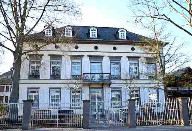 Weckbecker Villa seit 1878 Schulgebäude